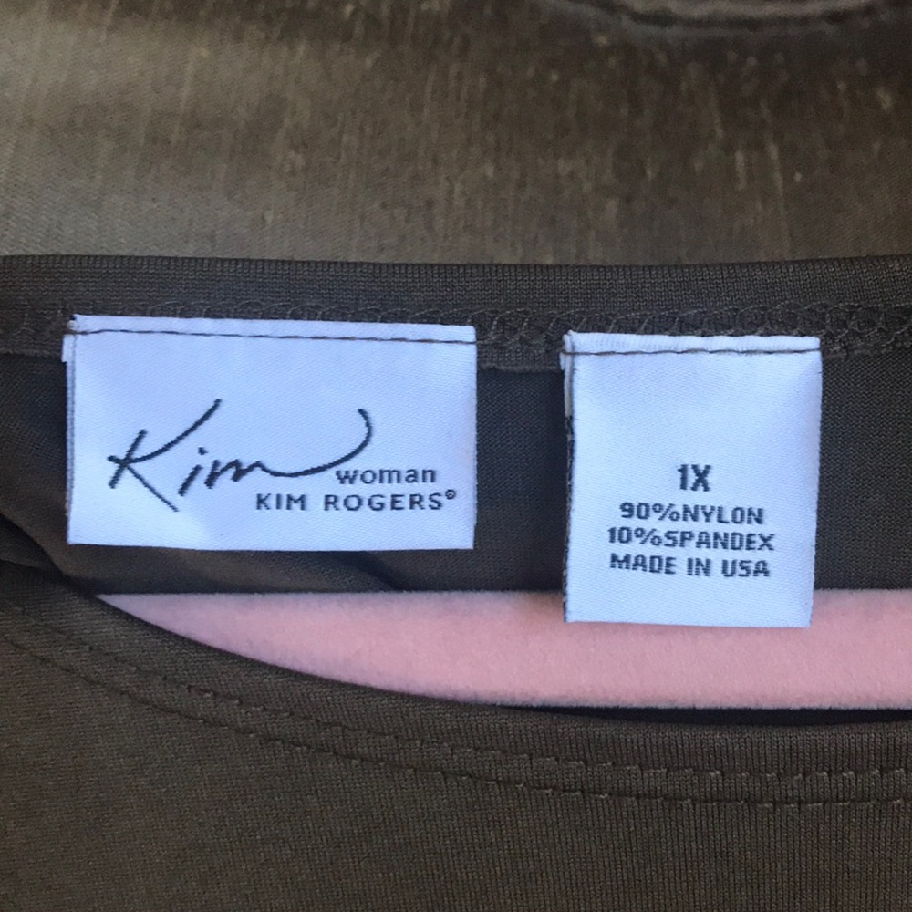 Kim Rogers women’s 1X top - Picture 3 of 5
